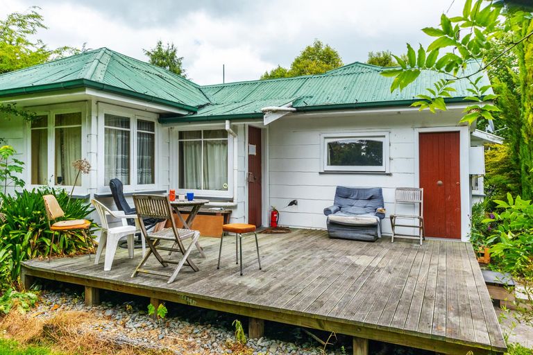 Photo of property in 53 Mckenzie Street, Geraldine, 7930