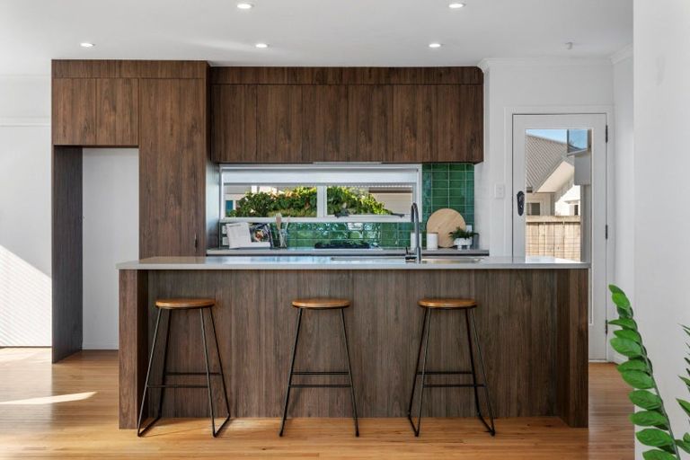 Photo of property in 39 Crane Street, Mount Maunganui, 3116