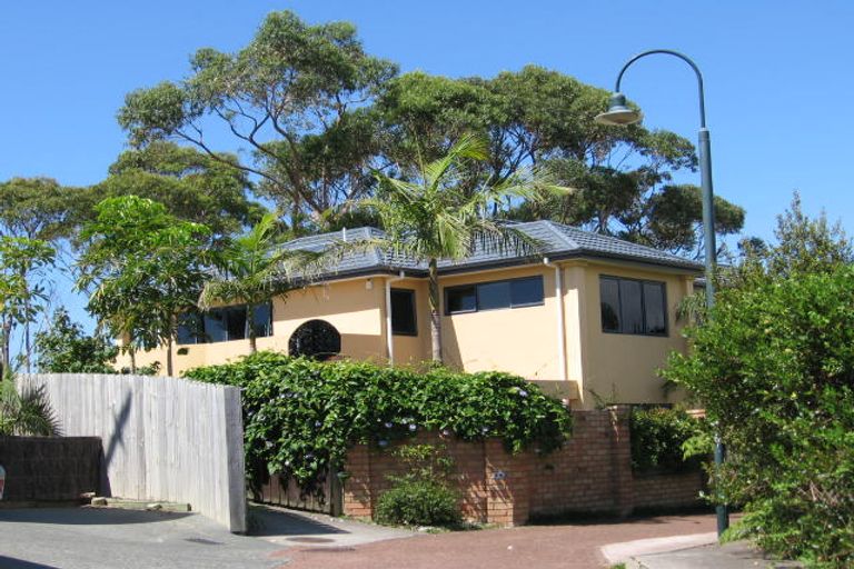 Photo of property in 46 Coventry Way, Long Bay, Auckland, 0630