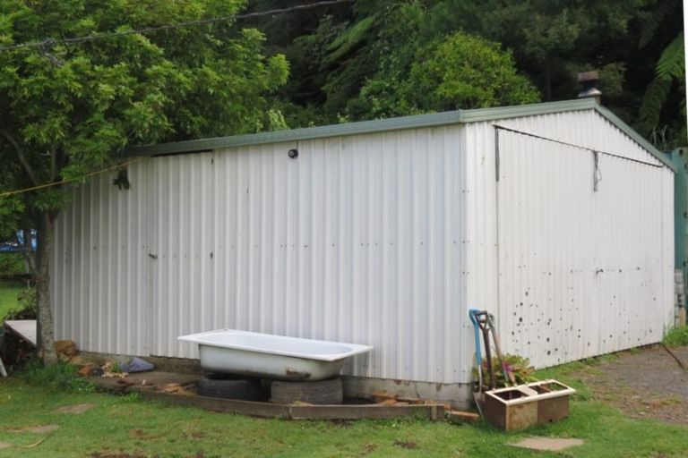 Photo of property in 205 Hauraki Road, Coromandel, 3506