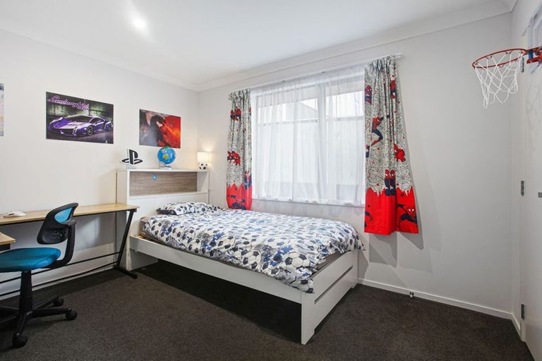 Photo of property in 59 Marendellas Drive, Bucklands Beach, Auckland, 2014