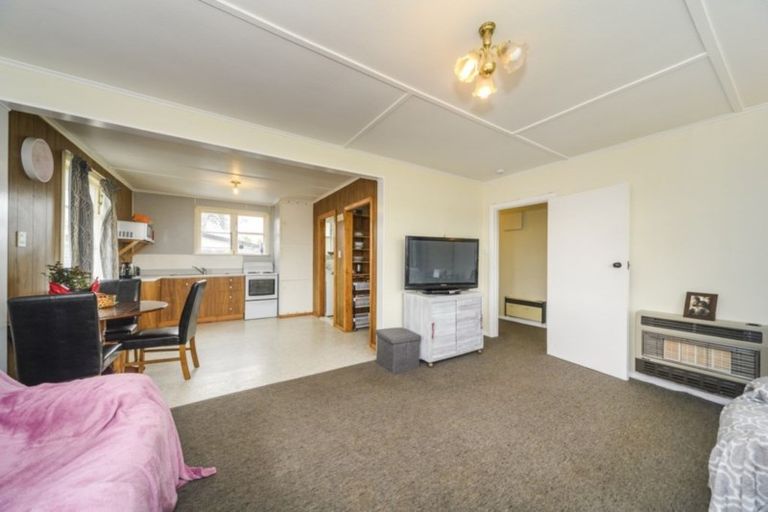 Photo of property in 8 Brighton Crescent, Highbury, Palmerston North, 4412