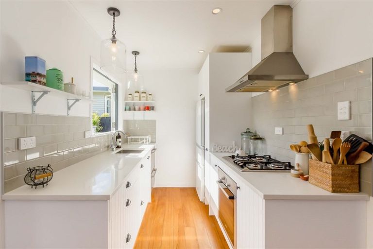 Photo of property in 1 Hemara Street, Waikanae Beach, Waikanae, 5036