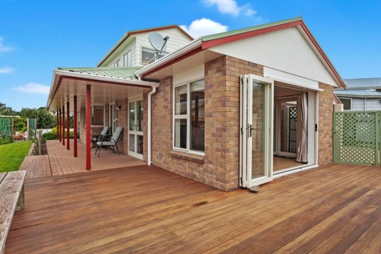 Photo of property in 21 The Glebe, Coastlands, Whakatane, 3120