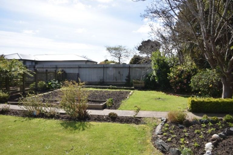 Photo of property in 6 Allan Street, Otatara, Invercargill, 9879