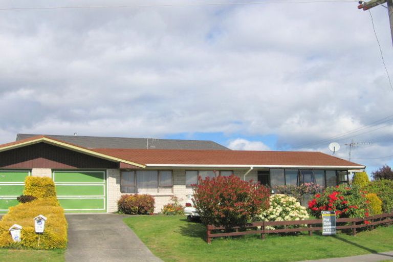 Photo of property in 24 Boundary Road, Waipahihi, Taupo, 3330