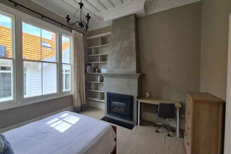 Photo of property in 8 Cheltenham Road, Devonport, Auckland, 0624