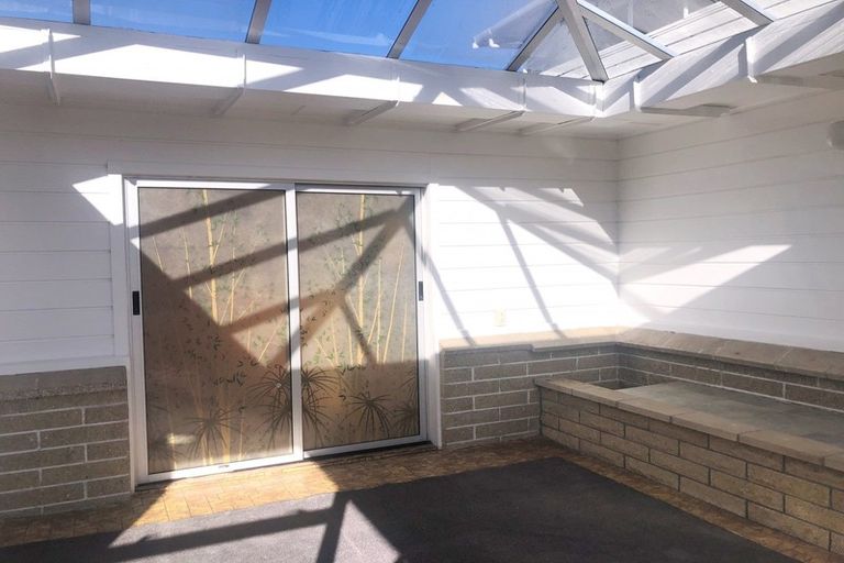 Photo of property in 10 William Street, Levin, 5510