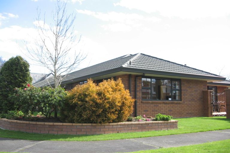 Photo of property in 2 Just Place, West End, Palmerston North, 4410