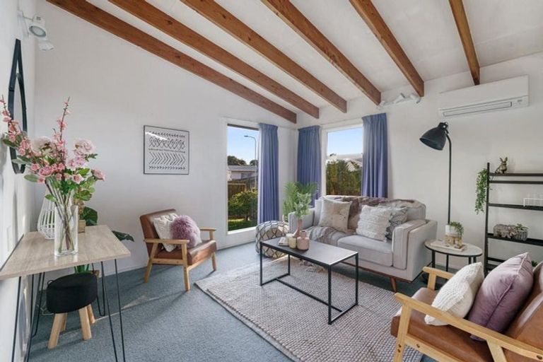 Photo of property in 20 Simcox Street, Otaki Beach, Otaki, 5512