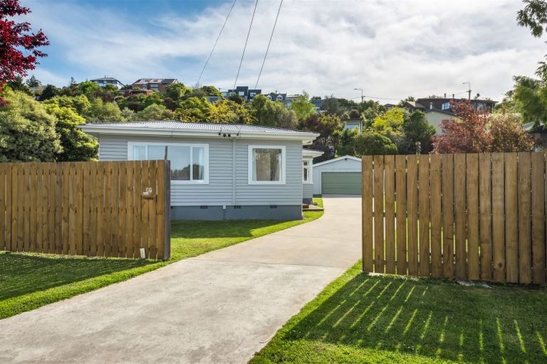 Photo of property in 27 Bishopsworth Street, Hillsborough, Christchurch, 8022
