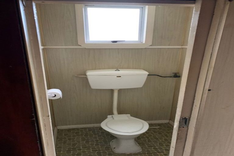 Photo of property in 5 Russell Street, Westport, 7825