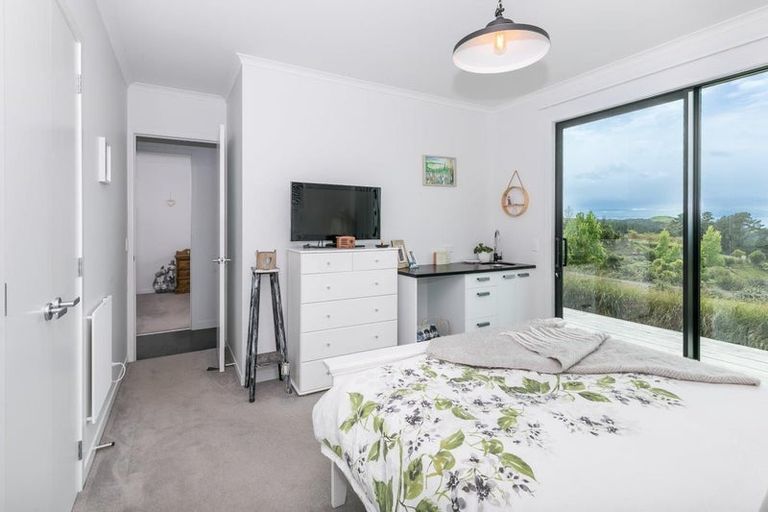 Photo of property in 6 Tiwarawara Lane, Puketotara, Te Awamutu, 3876