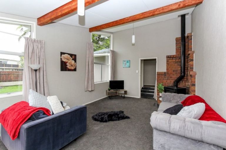 Photo of property in 14 Konini Street, Inglewood, 4330