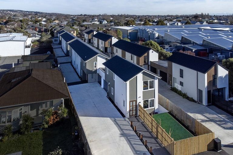 Photo of property in 1/61 Waltham Road, Sydenham, Christchurch, 8023