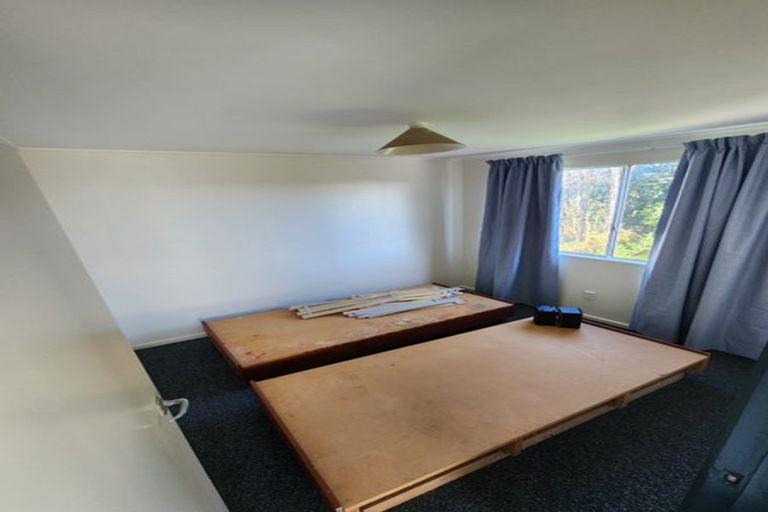 Photo of property in 4b Ceres Crescent, Johnsonville, Wellington, 6037