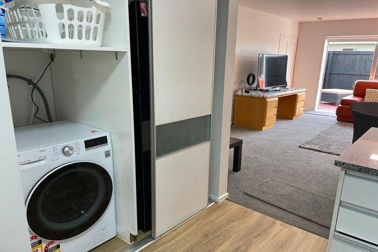 Photo of property in 5/27 Brockworth Place, Riccarton, Christchurch, 8011