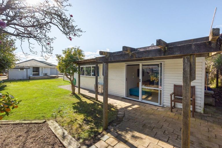 Photo of property in 72 Enderley Avenue, Enderley, Hamilton, 3214