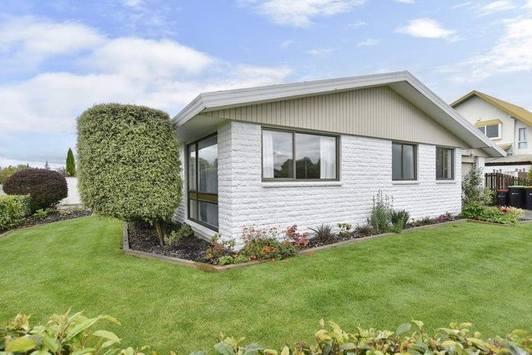 Photo of property in 2a Kinley Street, Rangiora, 7400