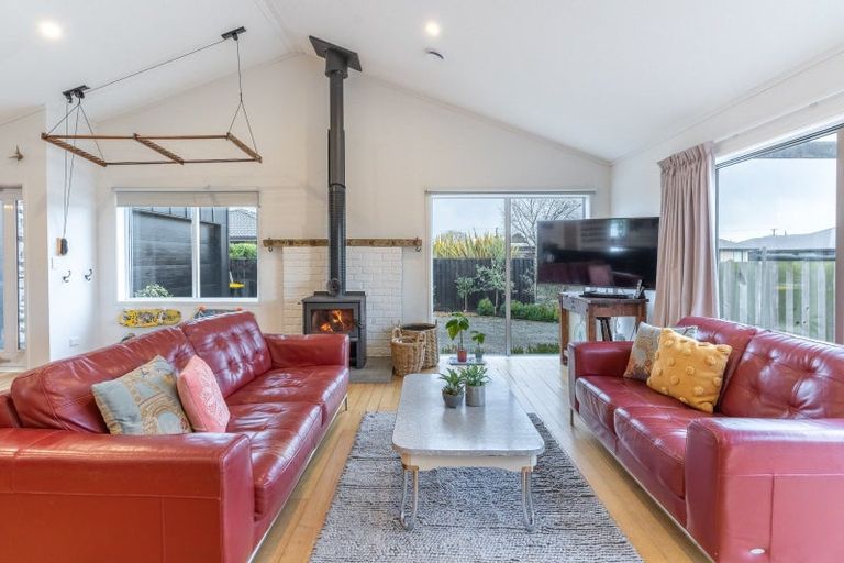 Photo of property in 9e Union Street, Winton, 9720