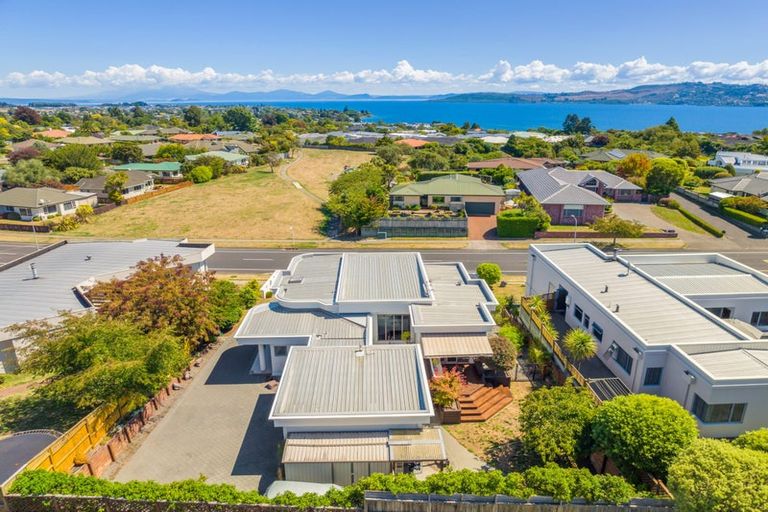 Photo of property in 79 Arrowsmith Avenue, Waipahihi, Taupo, 3330