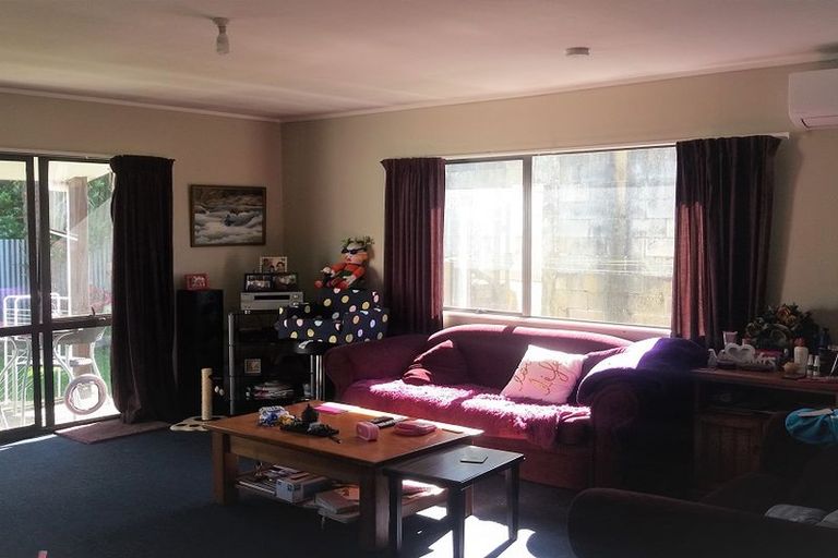 Photo of property in 2/14 John Laughton Place, Whakatane, 3120