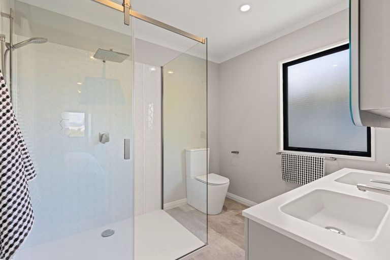 Photo of property in 4 Jane Deans Close, Riccarton, Christchurch, 8011