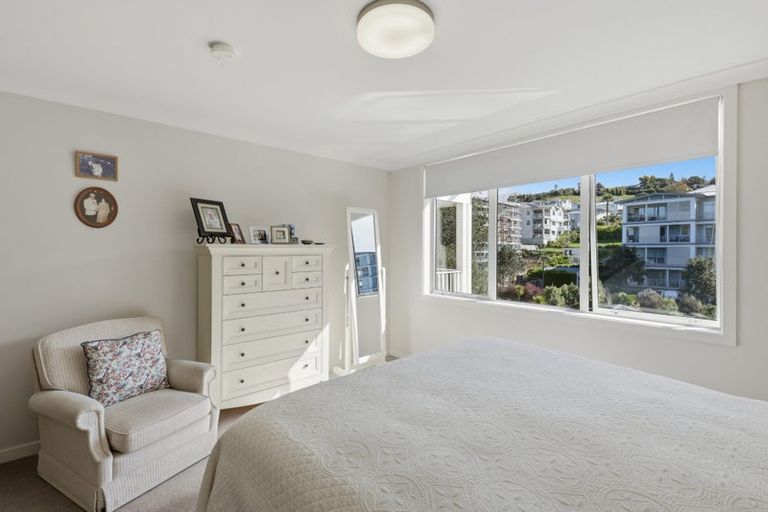 Photo of property in 37 Parkside Drive, Orewa, 0931