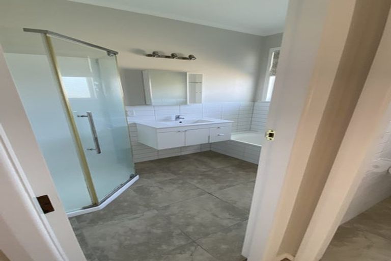 Photo of property in 15 Queen Alexandra Street, Lansdowne, Masterton, 5810