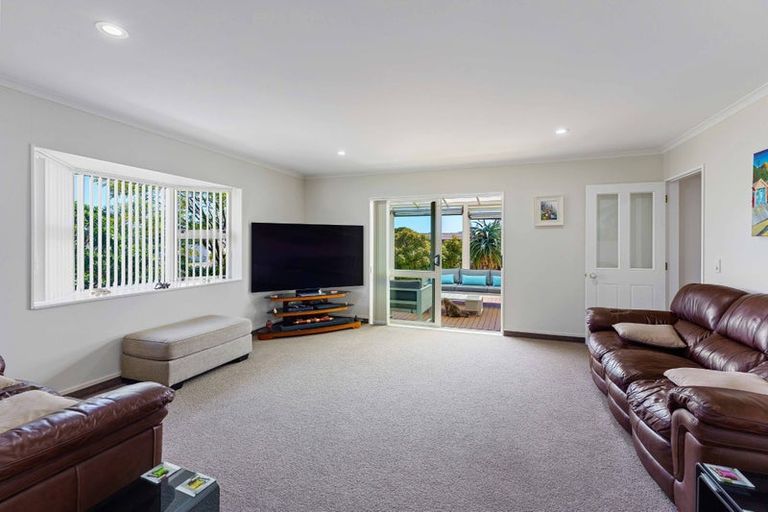 Photo of property in 3 Te Ropata Place, Waikanae Beach, Waikanae, 5036