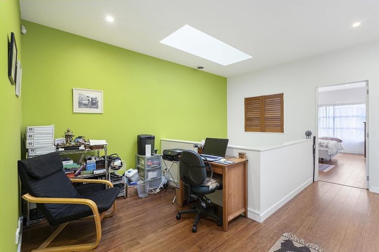 Photo of property in Galleria Apartments, 4/77 Tory Street, Te Aro, Wellington, 6011