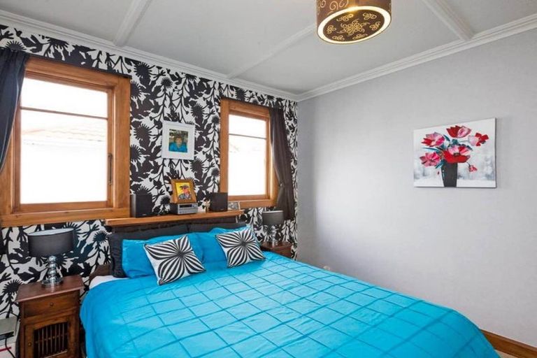 Photo of property in 6 Karaka Street, Hokowhitu, Palmerston North, 4410