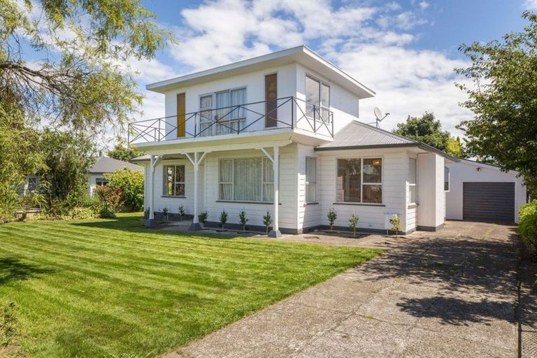 Photo of property in 51 Cole Street, Dannevirke, 4930