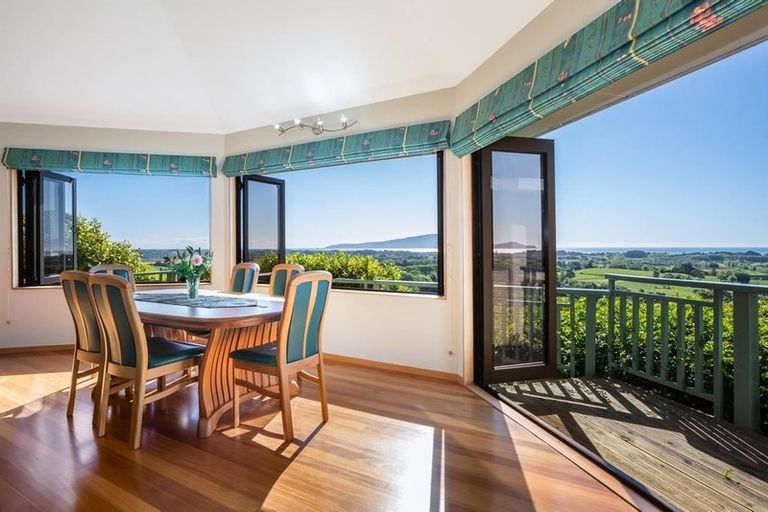 Photo of property in 243 Huia Street, Waikanae, 5391