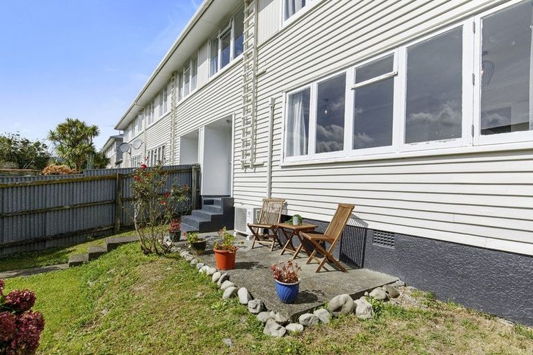 Photo of property in Silver Birch Court, 7/567u High Street, Boulcott, Lower Hutt, 5010