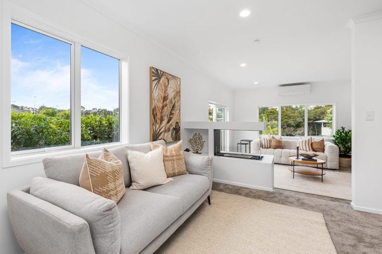 Photo of property in 3/35 John Court Street, Birkenhead, Auckland, 0626