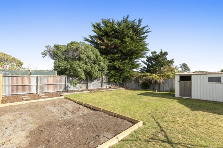 Photo of property in 16 Pine Avenue, New Brighton, Christchurch, 8061