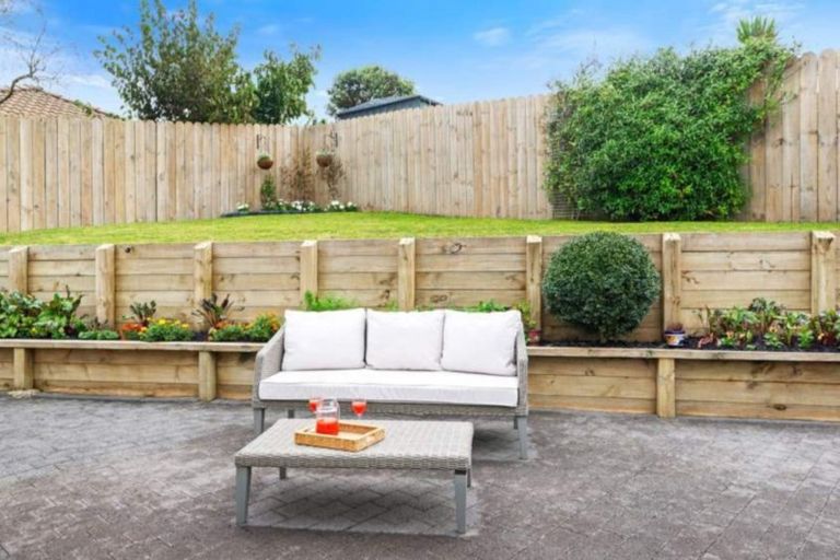 Photo of property in 37 Nicholas Road, Somerville, Auckland, 2014