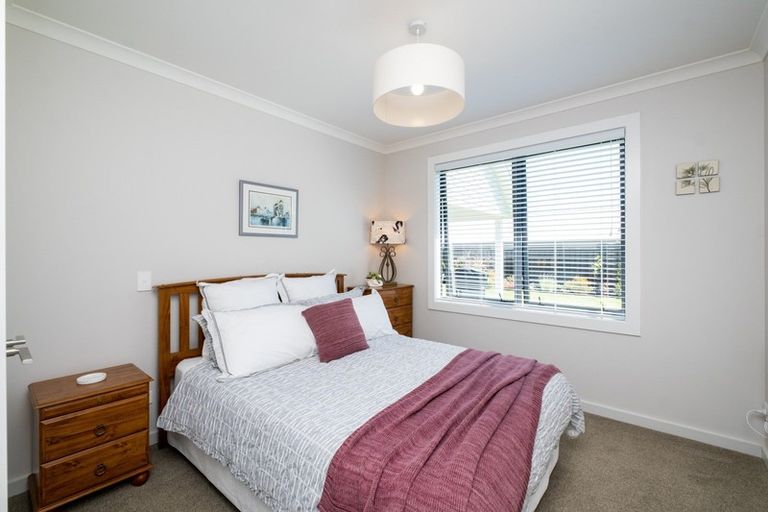 Photo of property in 1a Selwyn Road, Havelock North, 4130