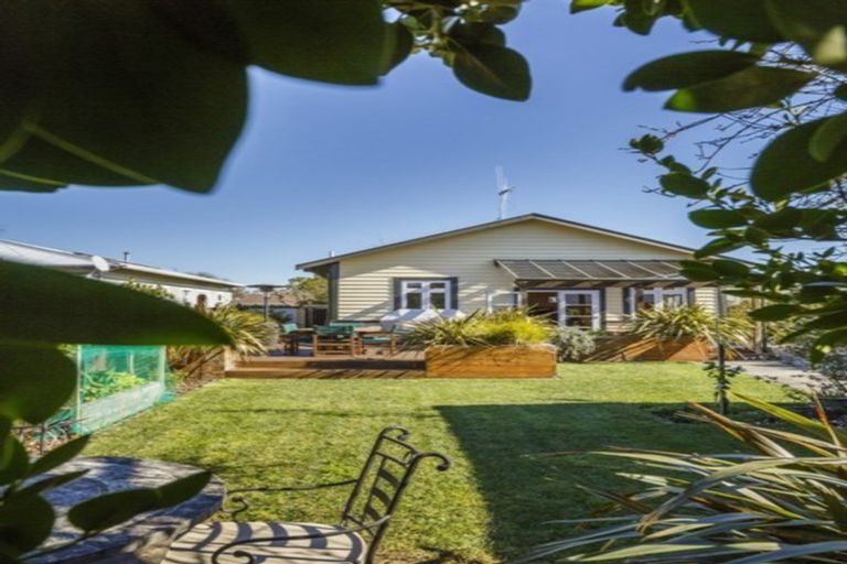 Photo of property in 7 Oxford Street, Hokowhitu, Palmerston North, 4410