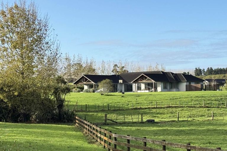 Photo of property in 166j Postman Road, Dairy Flat, Albany, 0794