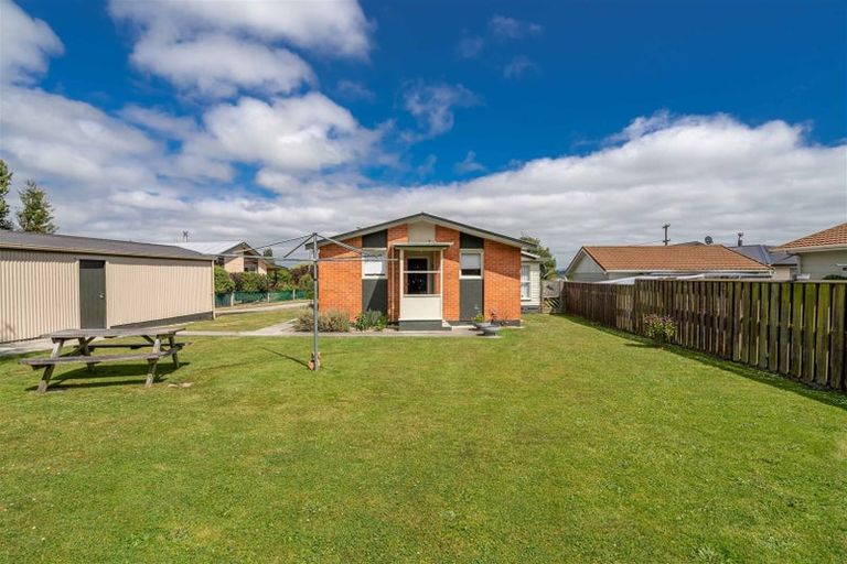 Photo of property in 4 Mill Street, Tapanui, 9522