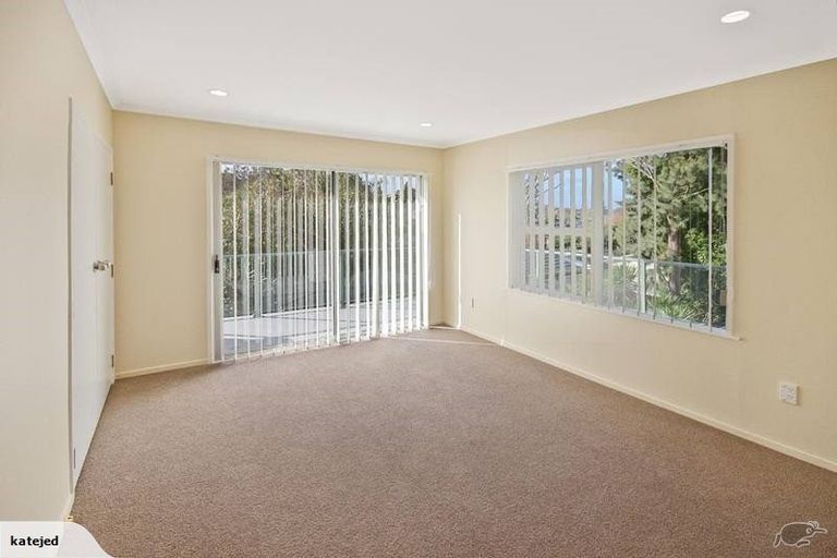 Photo of property in 75 Mountbatten Avenue, Hillcrest, Auckland, 0627