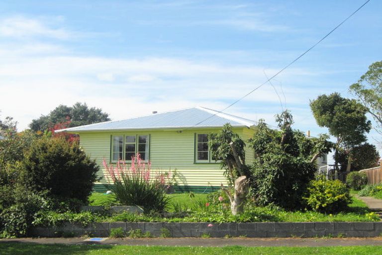 Photo of property in 42 Budleigh Street, Frankleigh Park, New Plymouth, 4310
