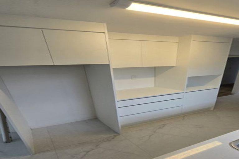 Photo of property in 28 Glynnbrooke Street, Te Atatu South, Auckland, 0610