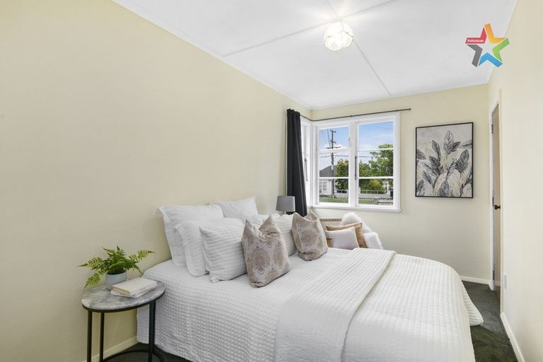 Photo of property in 350 Waiwhetu Road, Fairfield, Lower Hutt, 5011