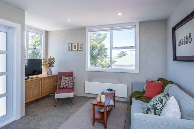 Photo of property in 10/76 Freyberg Street, Lyall Bay, Wellington, 6022