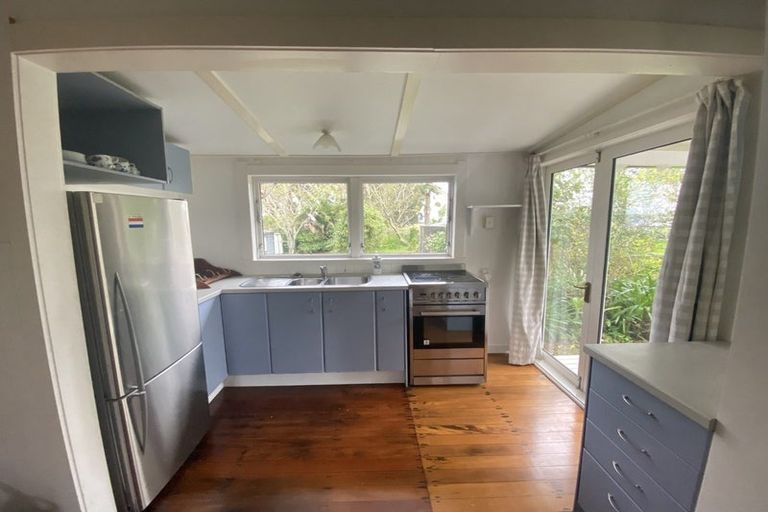 Photo of property in 29 Mcrobbie Road, Kingseat, Papakura, 2580