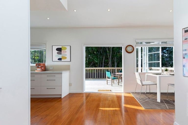 Photo of property in 12 Wautaiti Drive, Riverhead, 0820