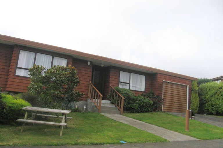 Photo of property in 25a Latitude Close, Whitby, Porirua, 5024